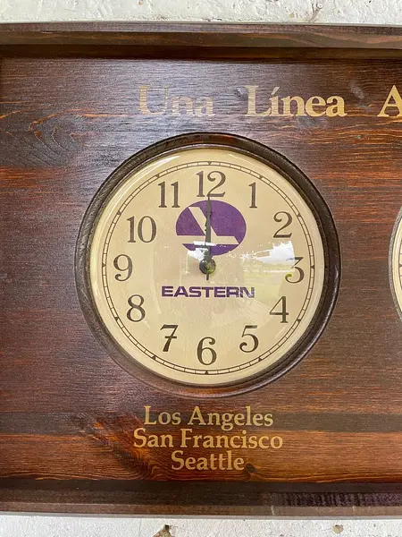 Reloj De Aeropuerto Eastern Air Lines - U.S.A. 1983