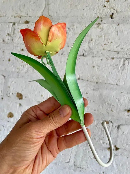 Tulipán Metálico Con Gancho De Colgar