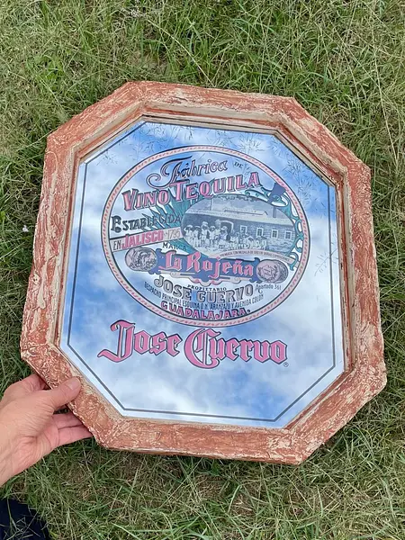 Espejo Publicitario José Cuervo - México 1980