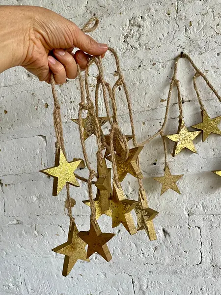 Guirnalda Rústica Con 16 Estrellas De Madera Brillantes