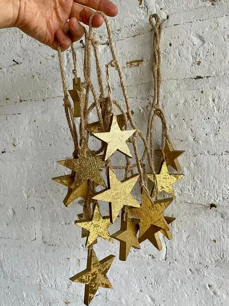 Guirnalda Rústica Con 16 Estrellas De Madera Brillantes