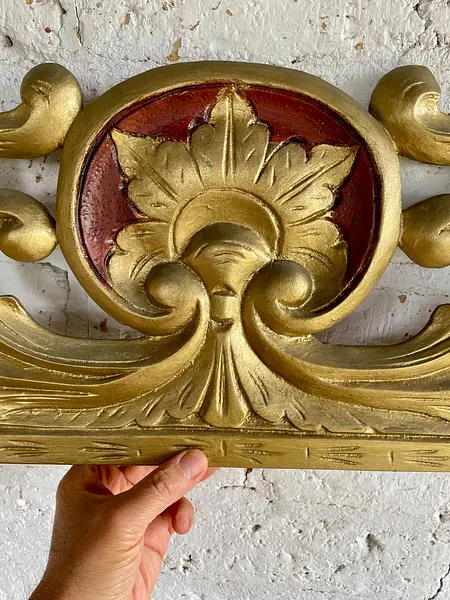 Friso De Madera Tallada