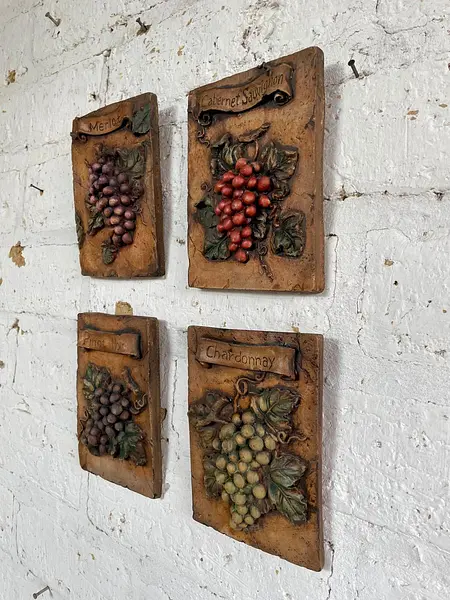 Baldosas X 4 Rústicas De Uvas En Alto Relieve