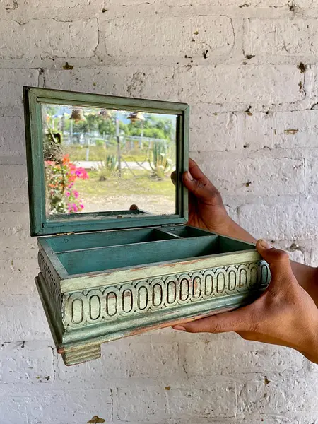 Caja Espejo Rústica Y Compartimentos Internos