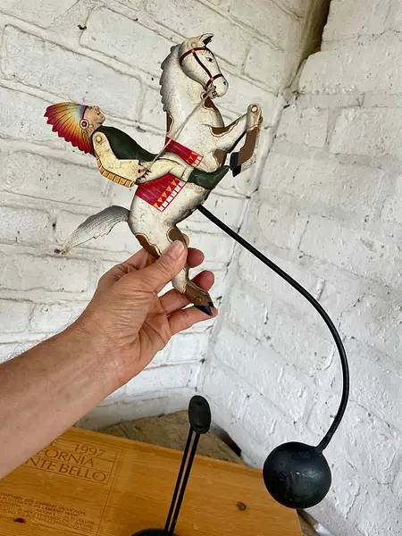 Móvil Jinete Piel Roja Balancín - Indonesia 1990