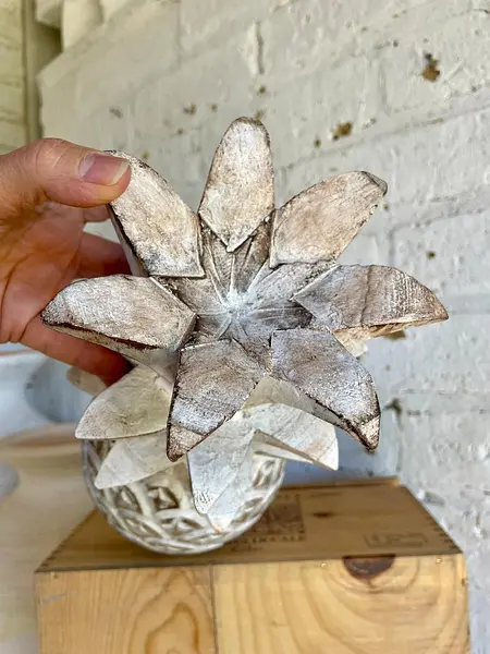 Piña Tallada En Madera Blanca Envejecida - Filipinas 2020