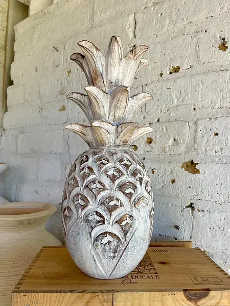 Piña Tallada En Madera Blanca Envejecida - Filipinas 2020