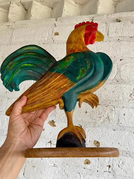 Gallo Tallado Artesanalmente Pintado A Mano
