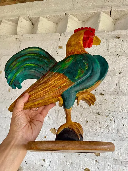 Gallo Tallado Artesanalmente Pintado A Mano