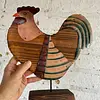 Figura De Gallo Rústico De Madera Y Metal