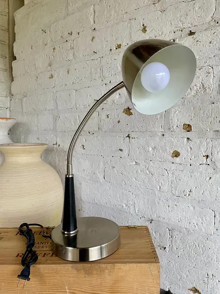 Lámpara De Escritorio Cuello De Cisne Flexible