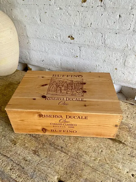 Caja Vacía De Botelleas De Chianti - Italia 2006