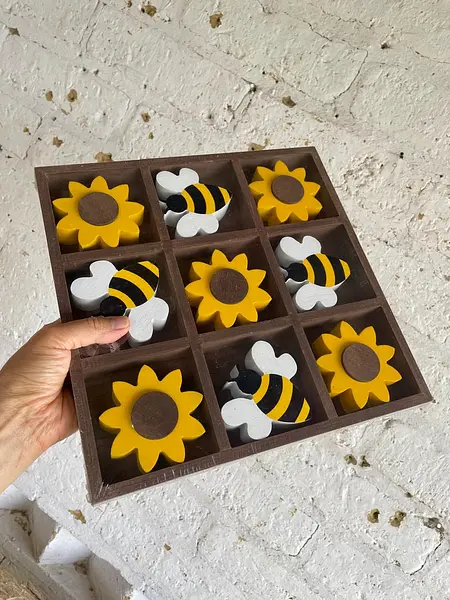 Juego De Mesa Triqui De Abejas Y Girasoles