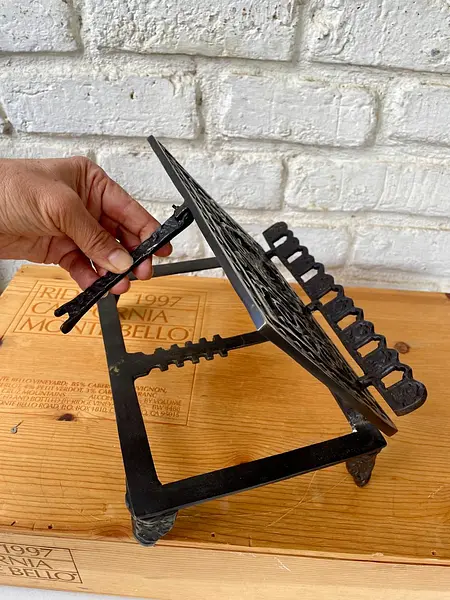 Atril De Libros Graduable En Bronce Fundido - Colombia 1970