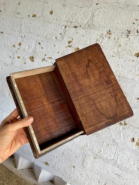 Caja Libro De Madera Con Herrajes - España 1900
