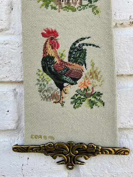 Pendón Bordado A Mano - 1976