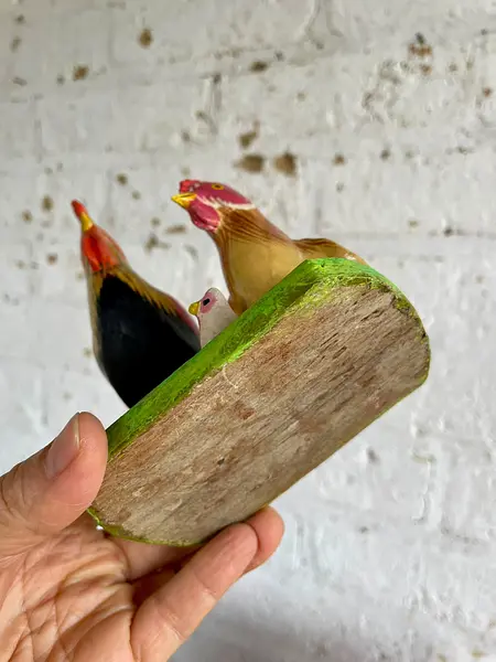 Gallo Y Gallina Tallados En Madera -India 1995