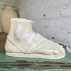 Pie Griego Romano Con Sandalia - Grecia 2020