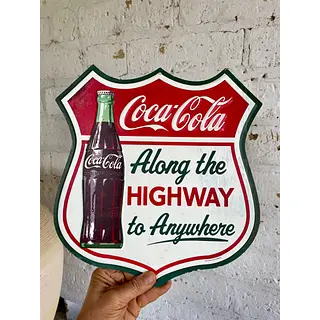 Escudo Coca Cola Por La Autopista...