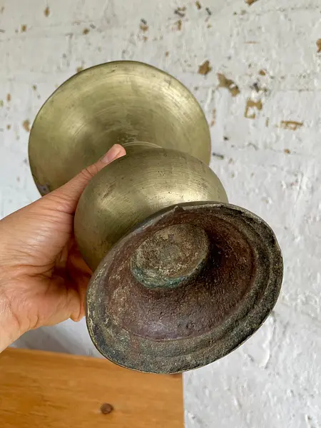 Floreros X 2 En Bronce - India 1950