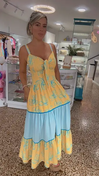 Vestido Largo Fondo Amarillo.