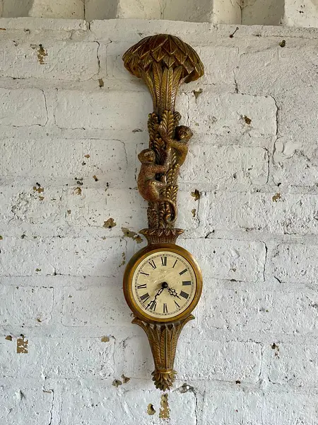 Reloj Con Monos Estilo Regency - Italia 1960
