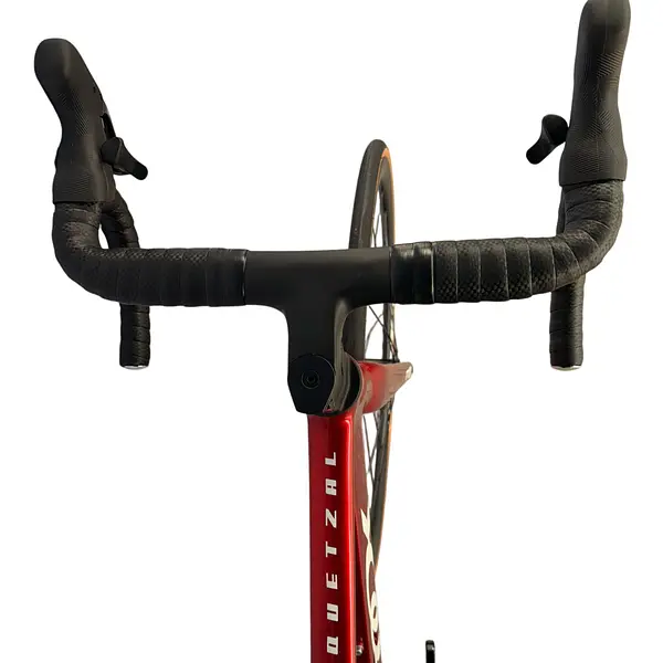Bicicleta Ruta Rojo/Negra En Aluminio Quetzal Ltwoo 2x11