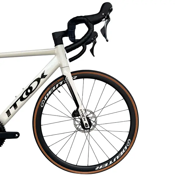 Bicicleta Ruta Blanca En Aluminio Quetzal Grupo Shimano 105