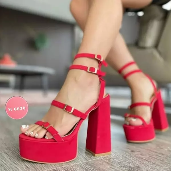 Tacon Rojo 4 Hebillas