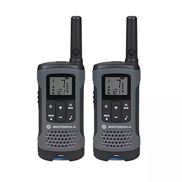 Radios Pareja Talkabout T200 Two-Way Radios Go Far Motorola
