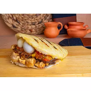 Arepa Chicharrona