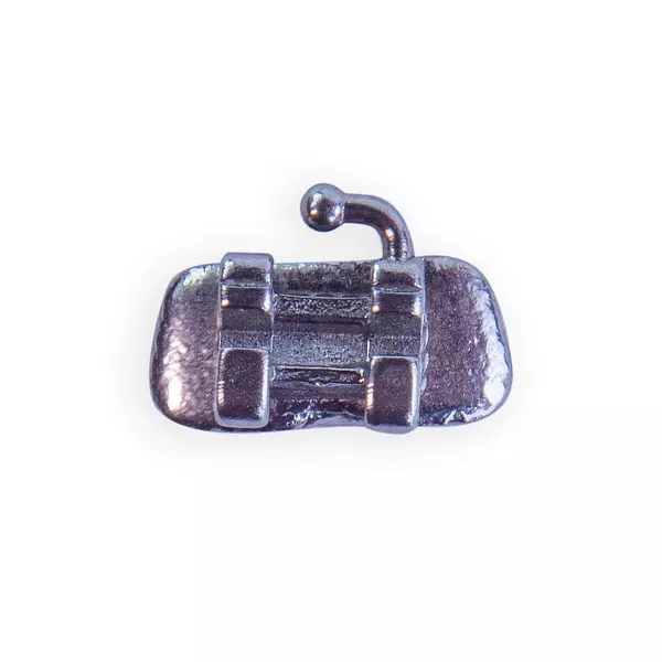 Brackets Molar