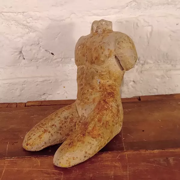 Escultura Hombre Sentado 2008