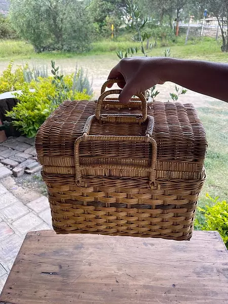 Canasta Vintage De Picnic En Ratán Estilo Francés
