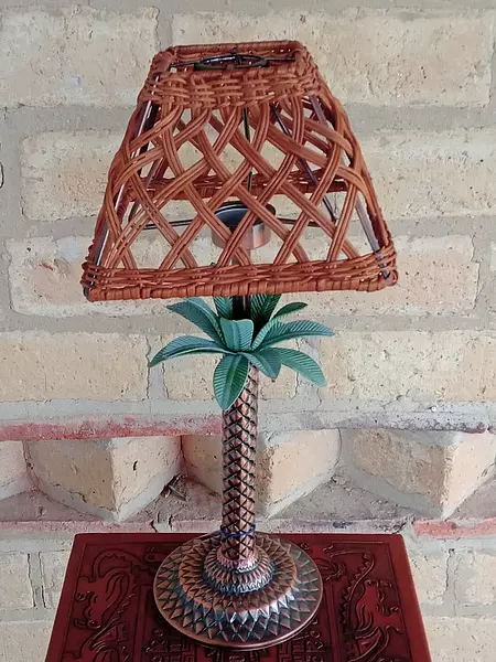 Porta Vela Palmera Metálica Caperuza De Ratán - China 2000