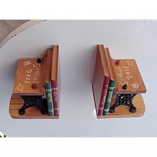 Pareja De Tranca Libros De Madera Y Metal