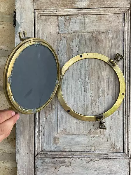 Escotilla De Velero Con Espejo - India 1960